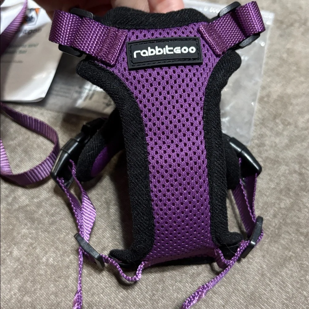 Rabbitgoo purple & black cat harness & leash, size XXS, NIB.